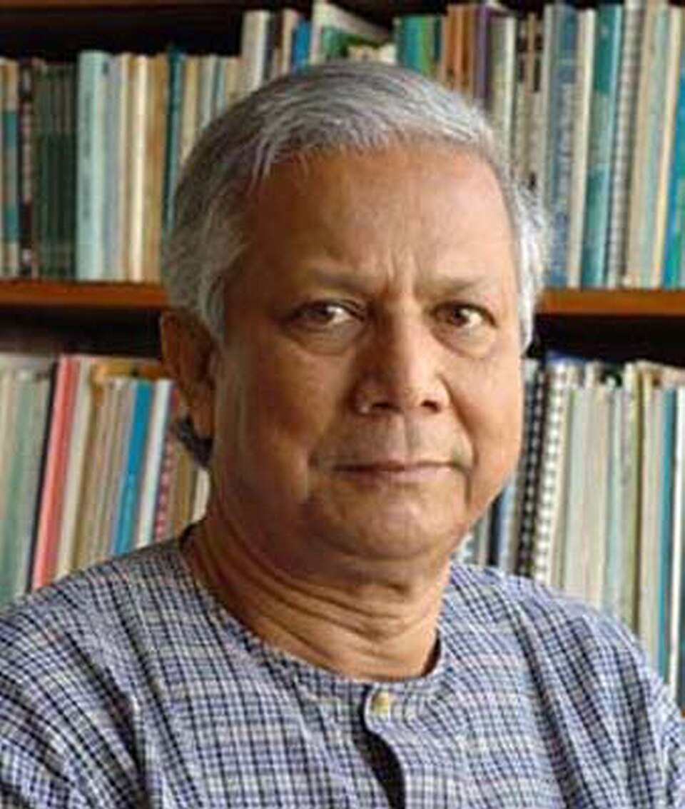 Enters Dhaka University