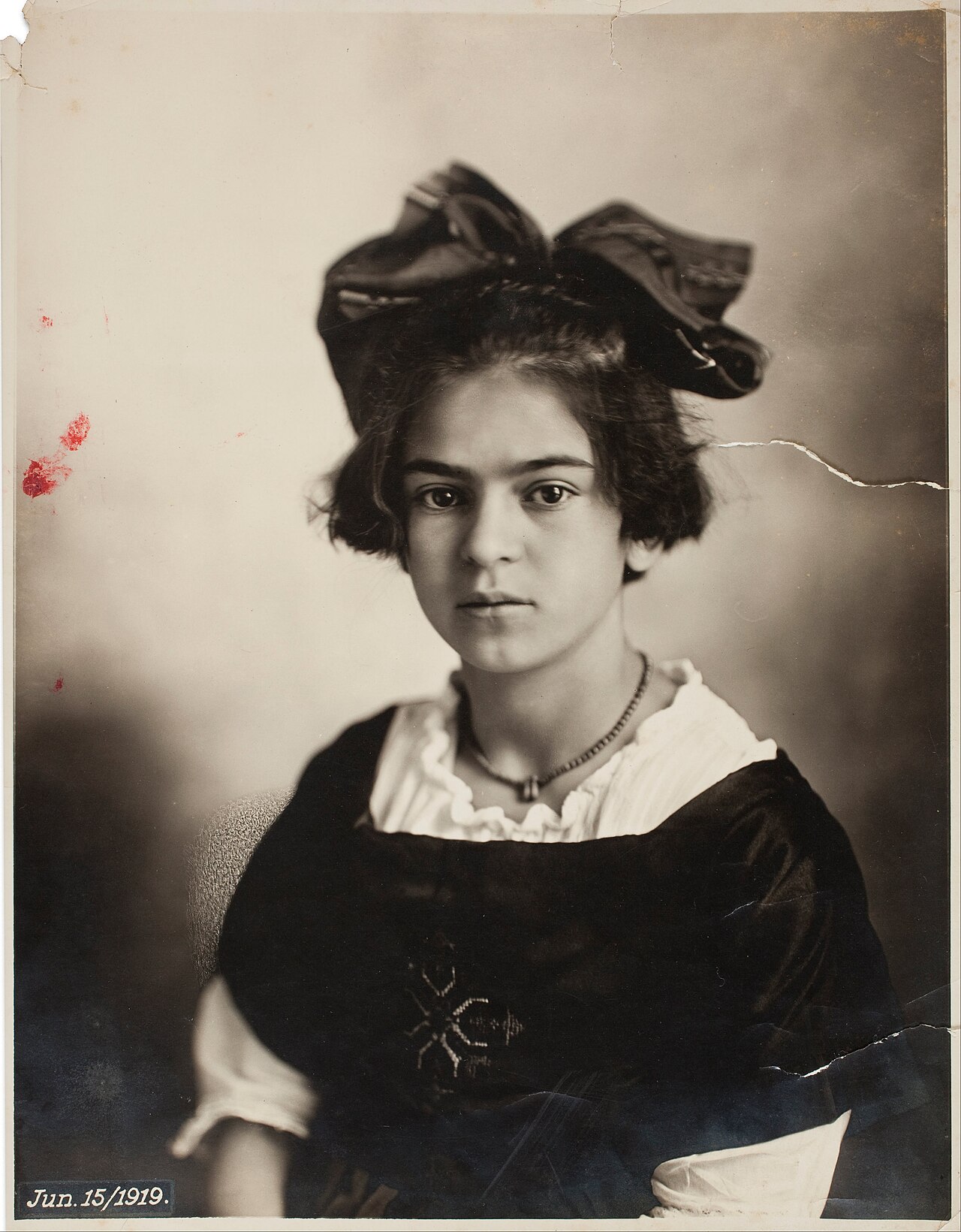Young Frida Kahlo photographed by Guillermo Kahlo