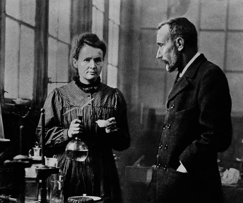 Marries Pierre Curie