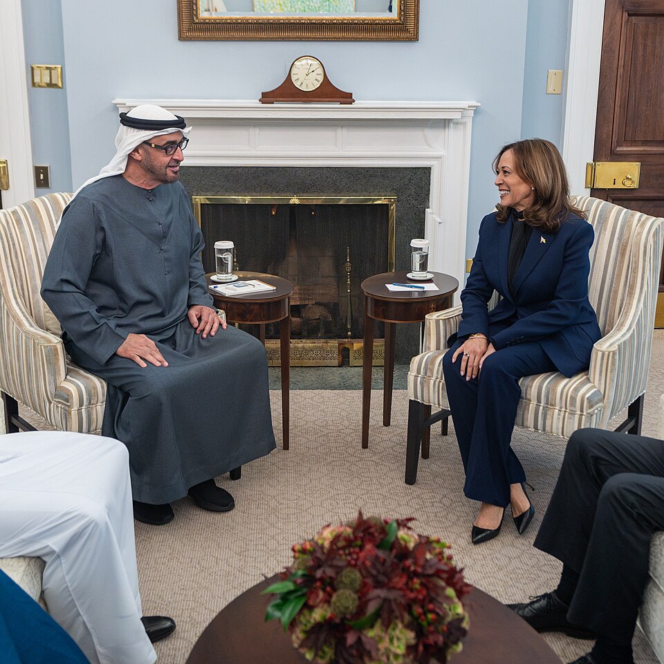 Receives international condolences and delegations