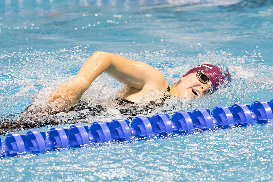 Women enter Olympic swimming