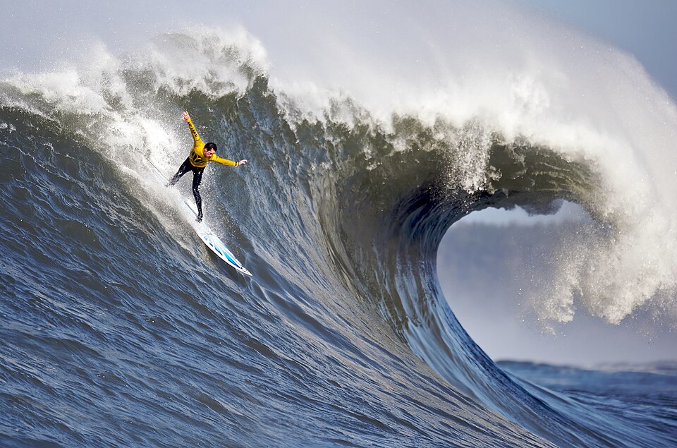 Mavericks contest spotlights big-wave surfing