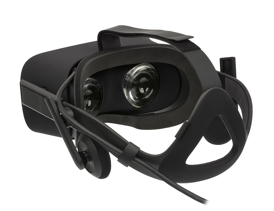Oculus joins Facebook
