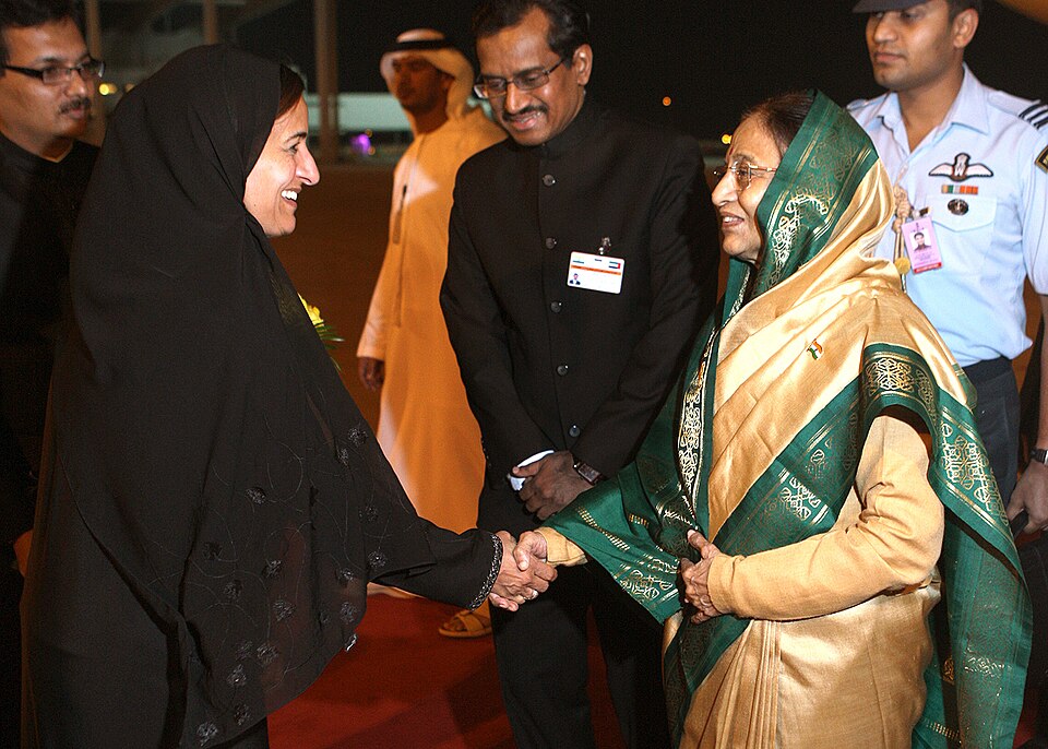 Hosts Indian presidential visit