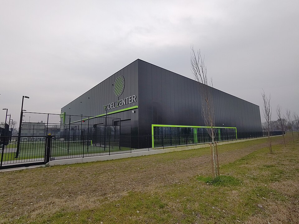 Professional tours unify