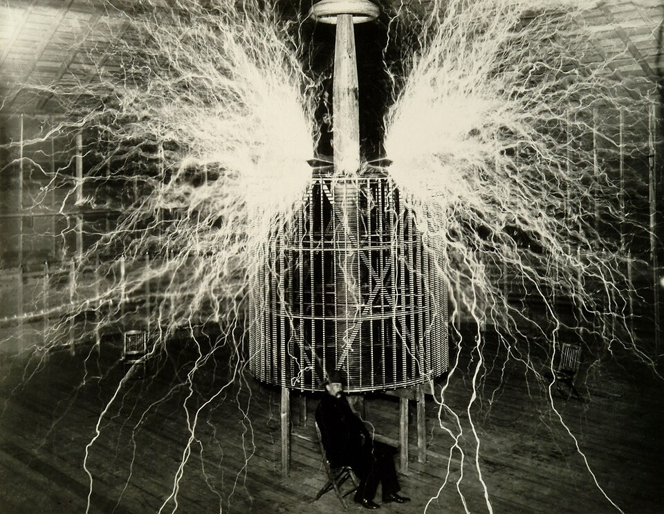 Works at Budapest Telephone Exchange