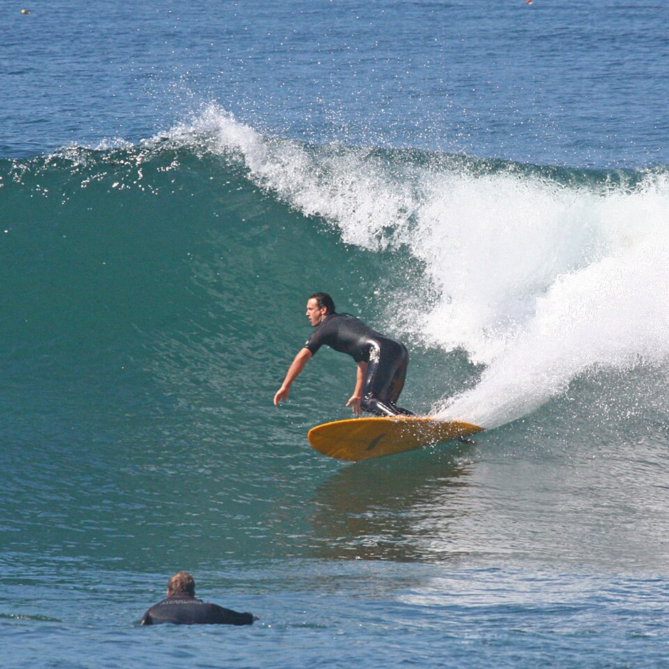 Duke Kahanamoku advocates for surfing