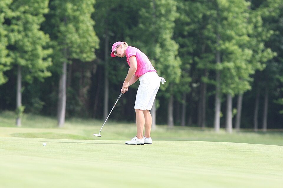 Closes full-time LPGA career