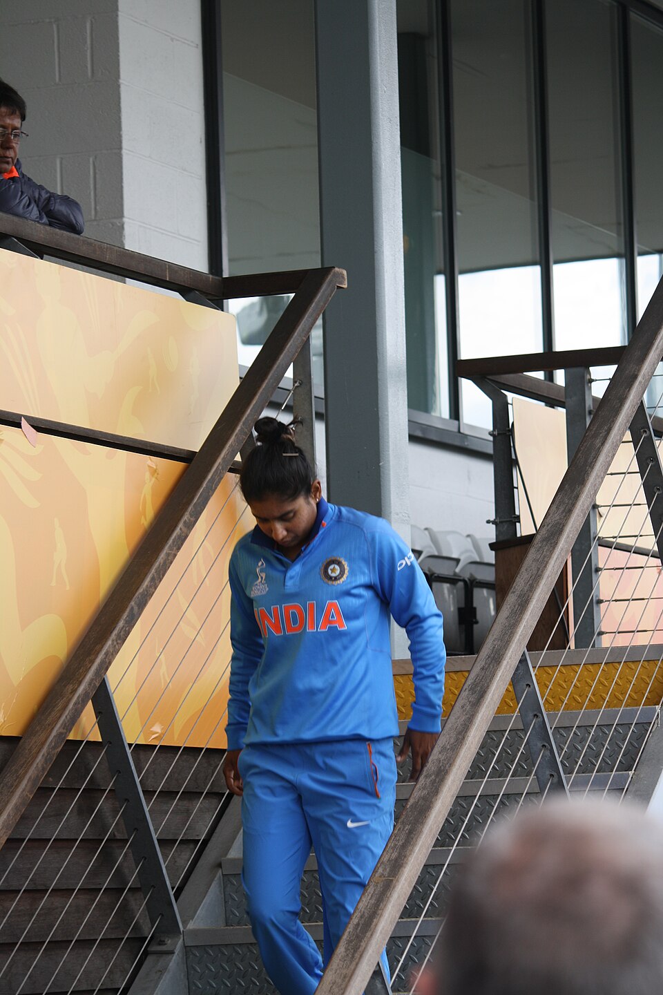 Captains India to the final