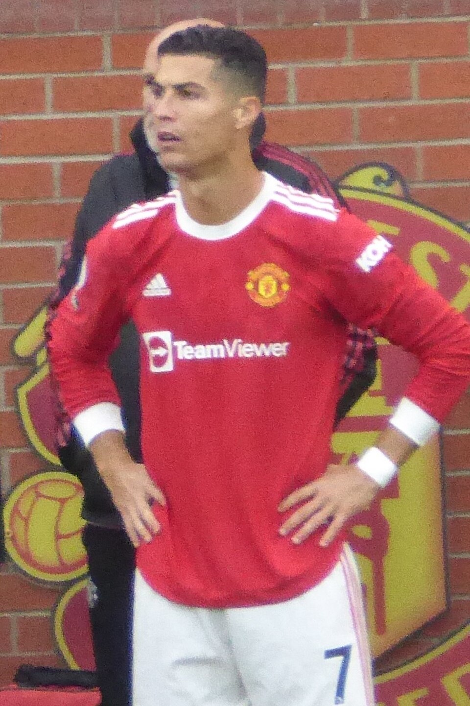 Returns to Manchester United