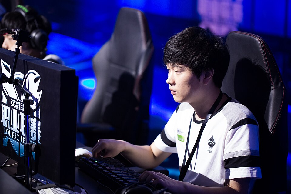 Space Invaders Championship draws thousands