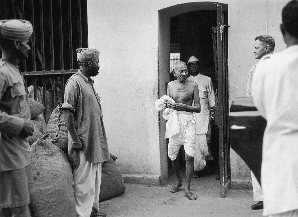 Satyagraha campaign begins