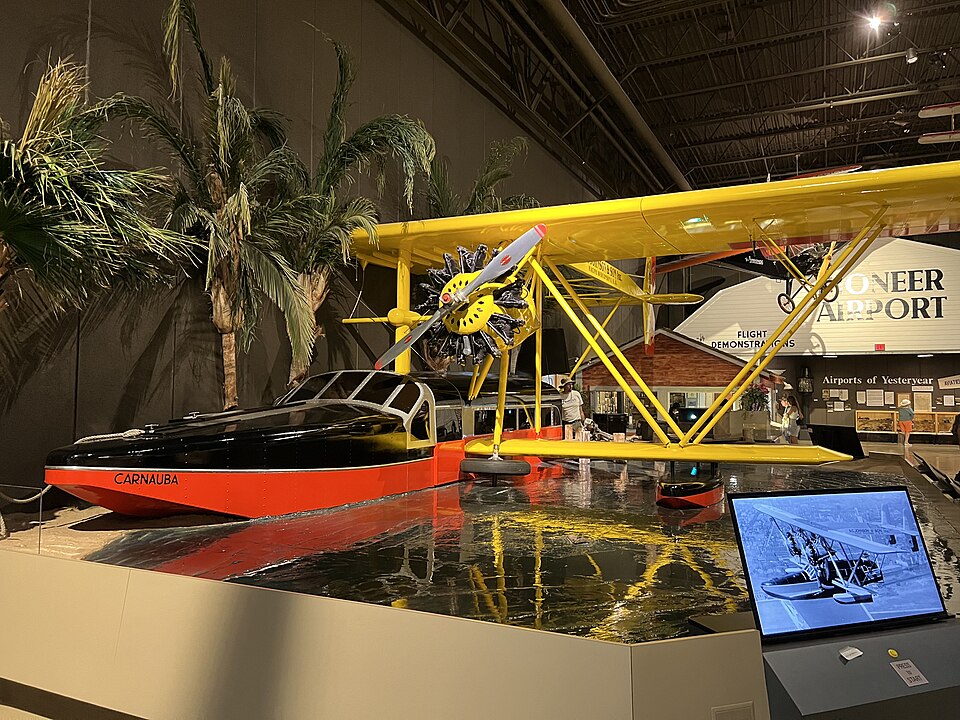 Sikorsky Aero Engineering founded