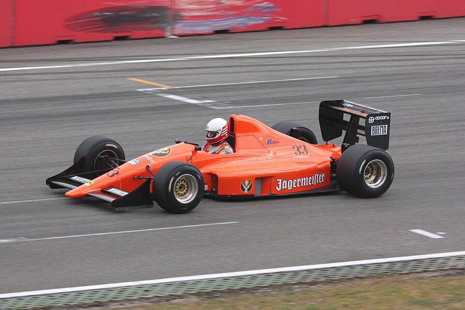 Safety Car makes its debut