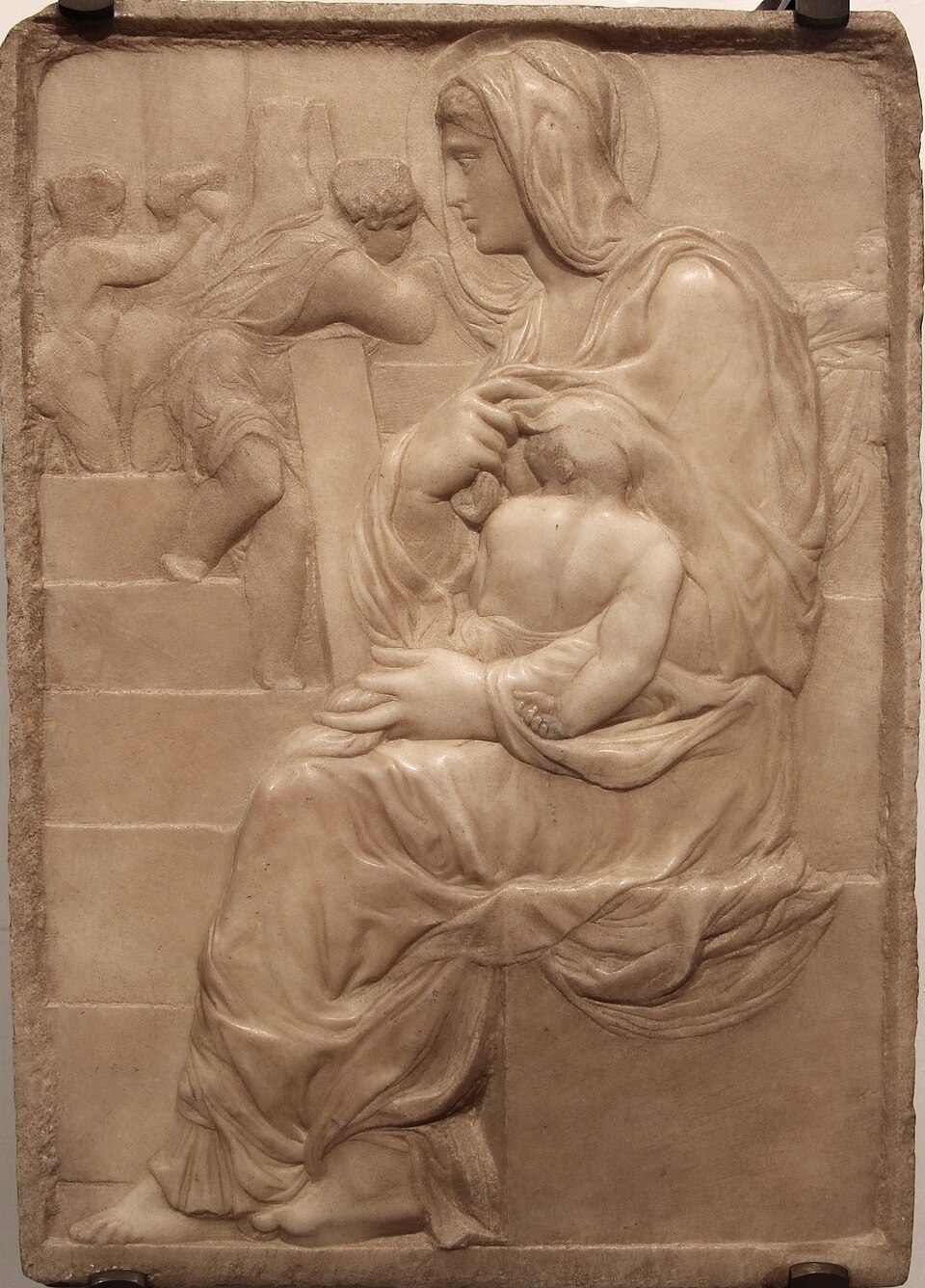 Enters the Medici sculpture garden