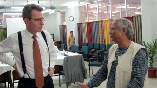 Supports Bangladesh independence